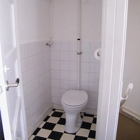 La Apartment *